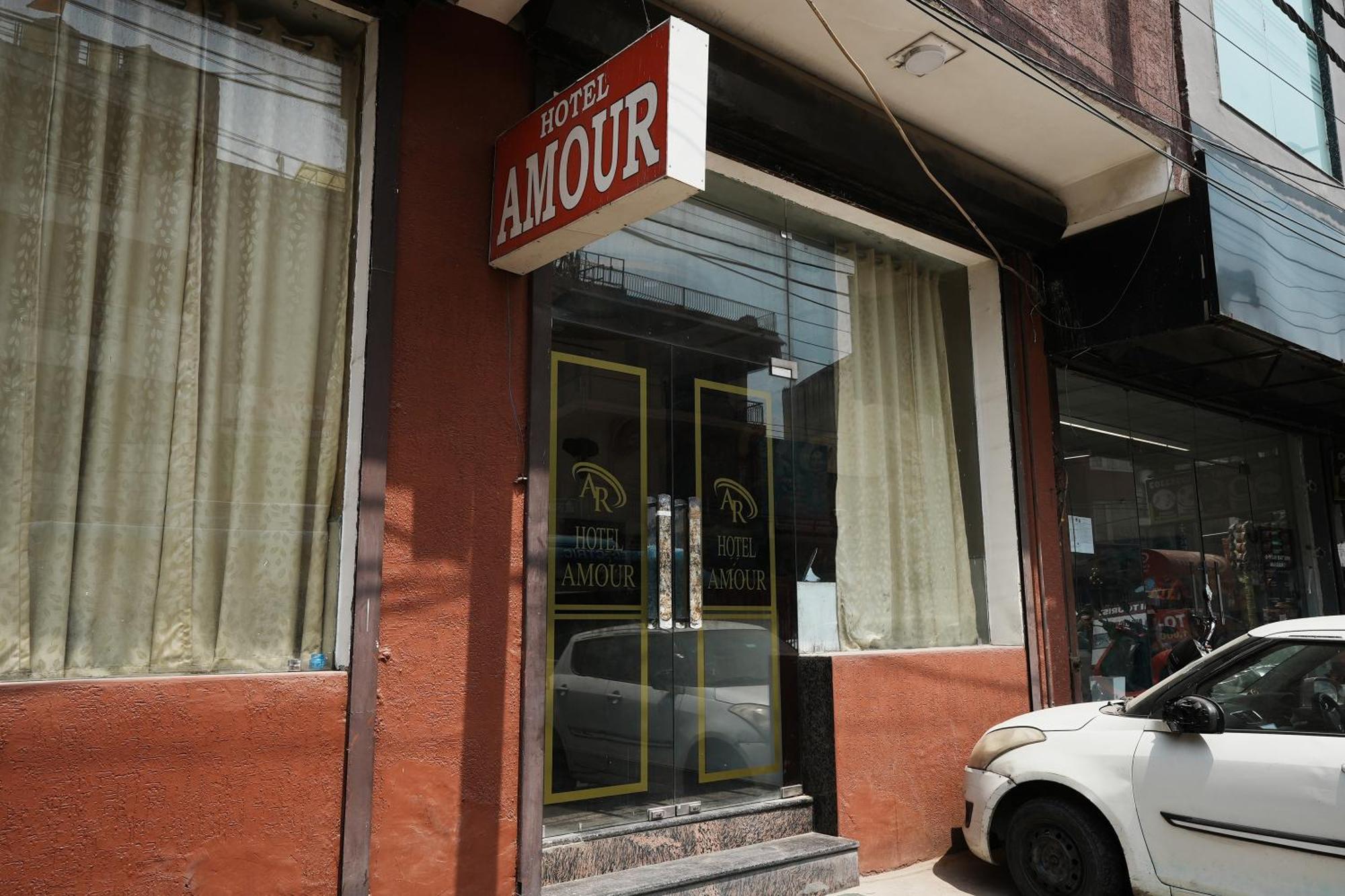 Hotel Amour Near Igi Delhi Airport New Delhi Exterior photo